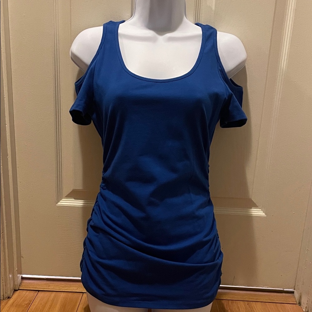 NWT Boston Proper Cold Shoulder Top in Spring Water Blue